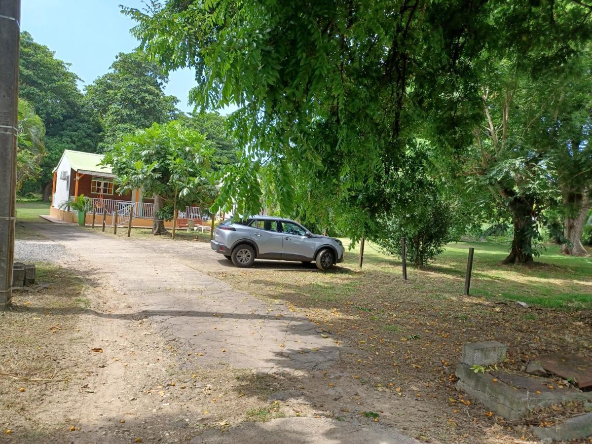 Bungalow Papaye Pointe-Noire Exterior photo